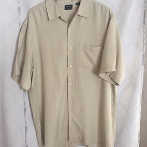 Men’s Izod Washable silk short sleeve shirt